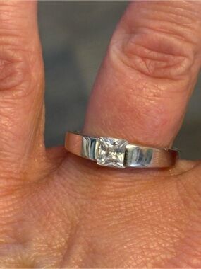Princess-Cut CZ 925 Sterling Silver CA Tone Band Ring - Clear/Silver